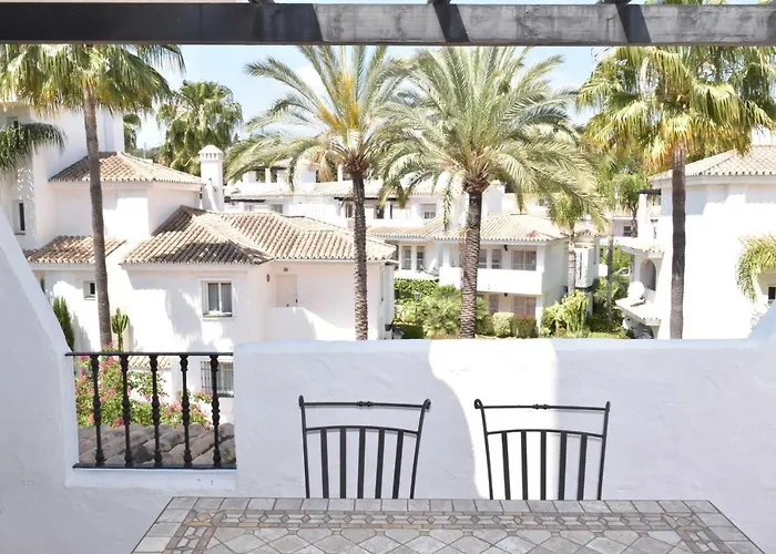 ático Duplex En Naranjos, Appartamento Marbella